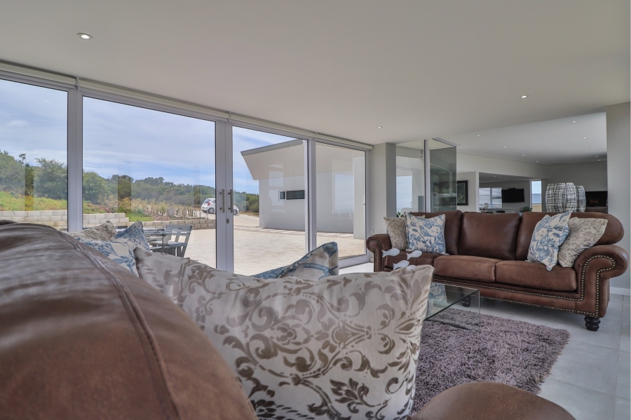 4 Bedroom Property for Sale in Moquini Coastal Estate Western Cape